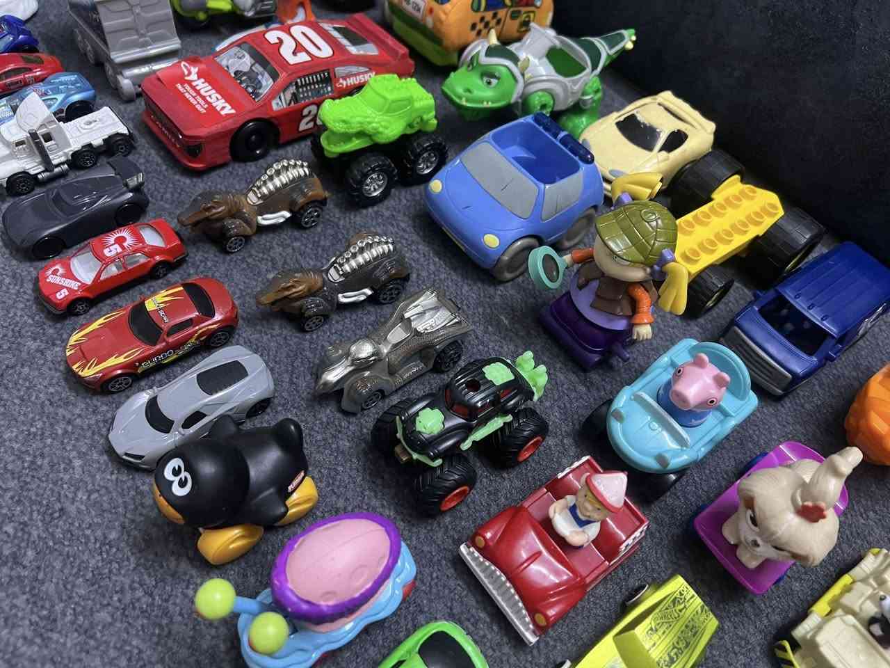 سيارات سعر القطعة الف دينار
العدد 48 قطعة 
توصيل بغداد 5 الاف


**إذا كنت صاحب هذا الإعلان وتريد حذفه لأي سبب، رجاءا أرسل رسالة إلى الدعم الفني**