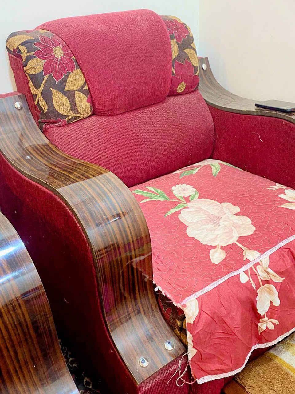 السلام وعليكم تخم البيع سعره 
١٧٥الف شراي يتصل هاتف ***********
مكاني بغداد شرطة الخامسة
