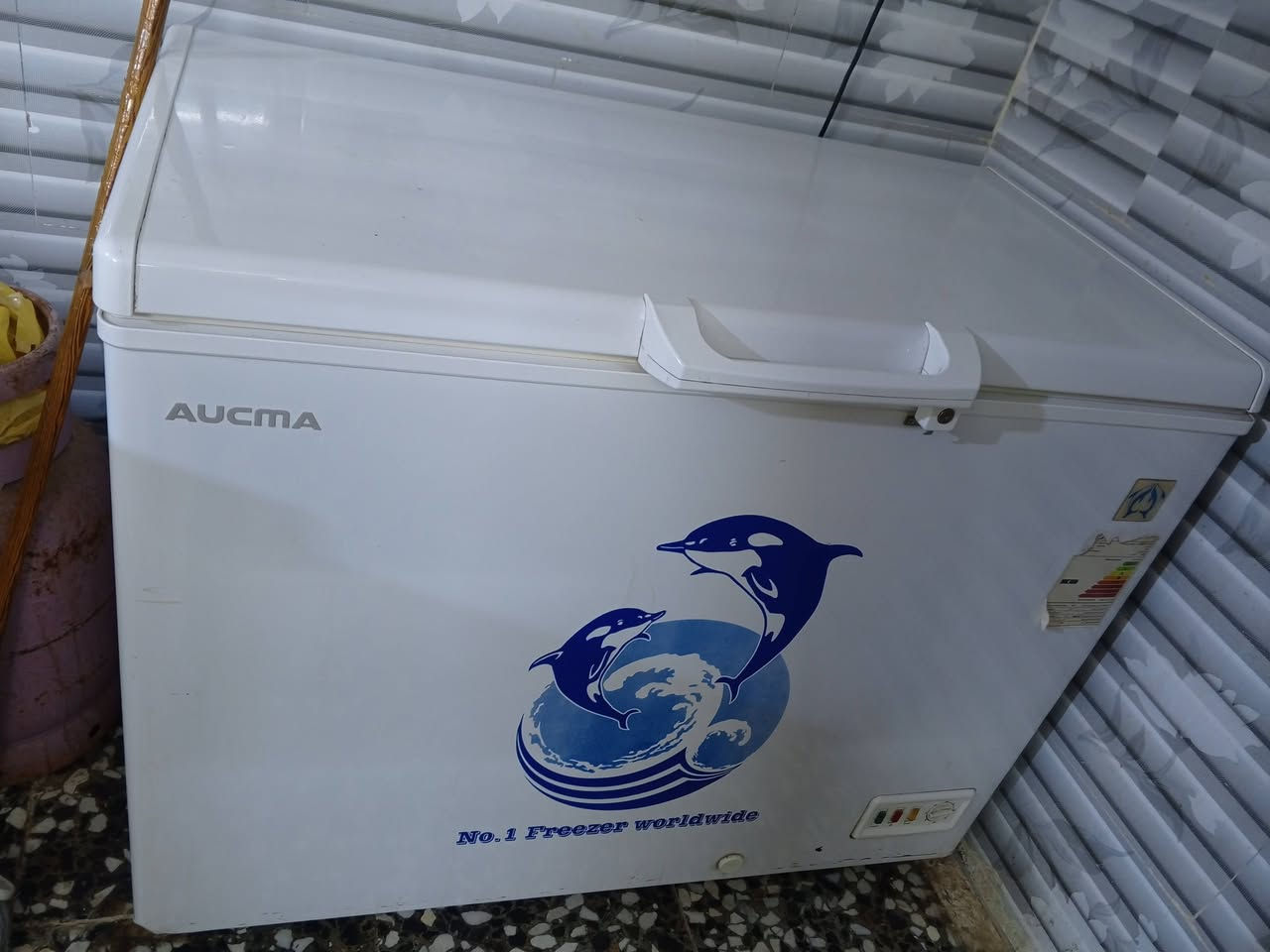 سلام عليكم اغراض للبيع ومستعجلين ع بيع (ثلاجه كرافت استخدام شهر جديده ونظيفه سعرها 350  وبيها مجال // ومجمده حجم كبير استخدام قليل  سعرها 300 وبيها مجال // وثلاجه صغيره ب 50)
المكان // بغداد التراث


**إذا كنت صاحب هذا الإعلان وتريد حذفه لأي سبب، رجاءا أرسل رسالة إلى الدعم الفني**