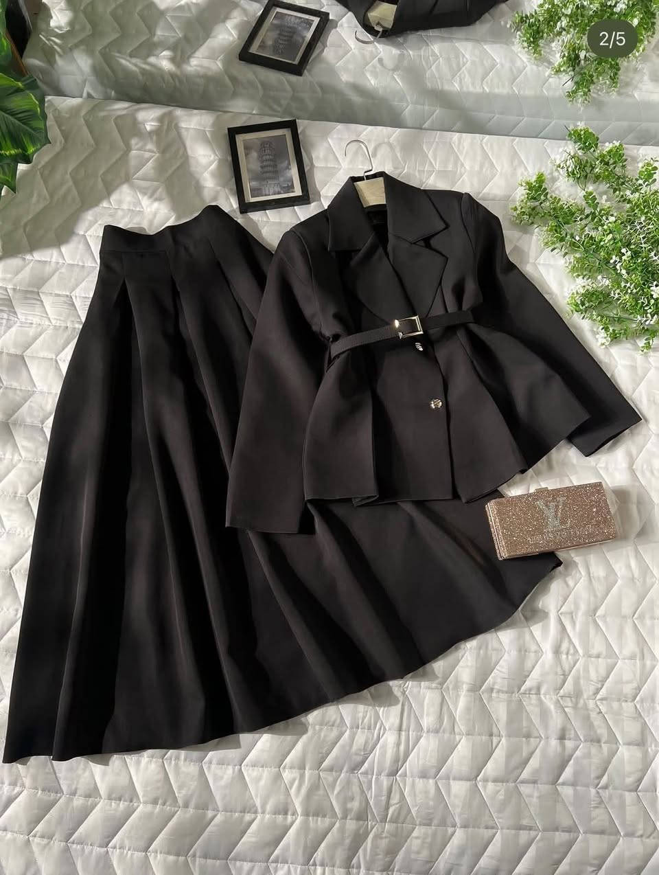 طقم قطعتين 💕
للحجز على واتساب 
***********
السعر ٣٨ الف 
نوع الخامة دابل تركي 
المقاسات   🌹40🌹42🌹44🌹46🌹
