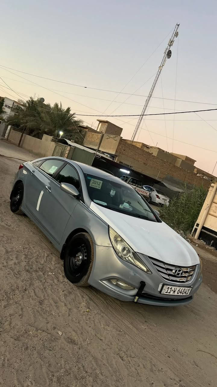 السلام عليكم

سوناتا 2012 امريكي 

رقم بغداد الماني

السياره ماشيه 161 

بيه صبغ جاملغ خلفي +كصه البنيد بدون شواصي بدون لغود بدون اي دواخل 

جاهزه مابيه اي نقص من محرك كير تبريد صدر تدفئه تخم تاير باتري متلاكي بيه نقص برغي واحد 

مكان السياره الانبار الفلوجه 

ممتواجد ع النت 
السعر 110 وبيه مجال

لل استفسار  

***********

***********
