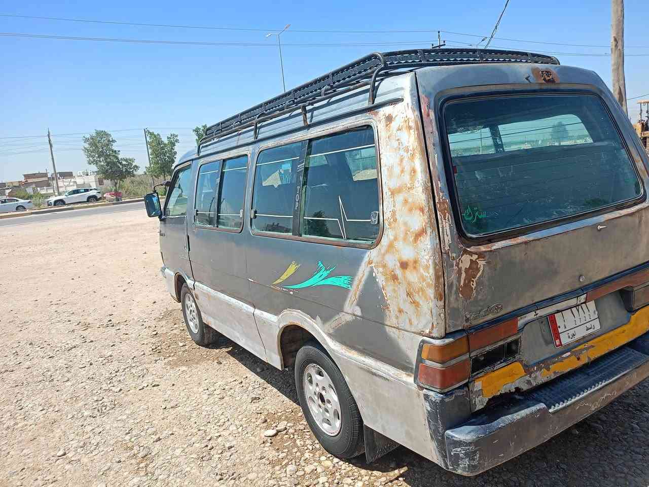 السلام وعليكم كيا بسته للبيع موديل 1994 سيارة جاهزة ماكينه وكير كفاله سيارة كلش حلوة وجاهزه تخم تاير جديد رقم واسط سنويه 2028 جديد سعر 28 وبيها مجال مكان واسط العزيزية رقم الهاتف. ***********.
