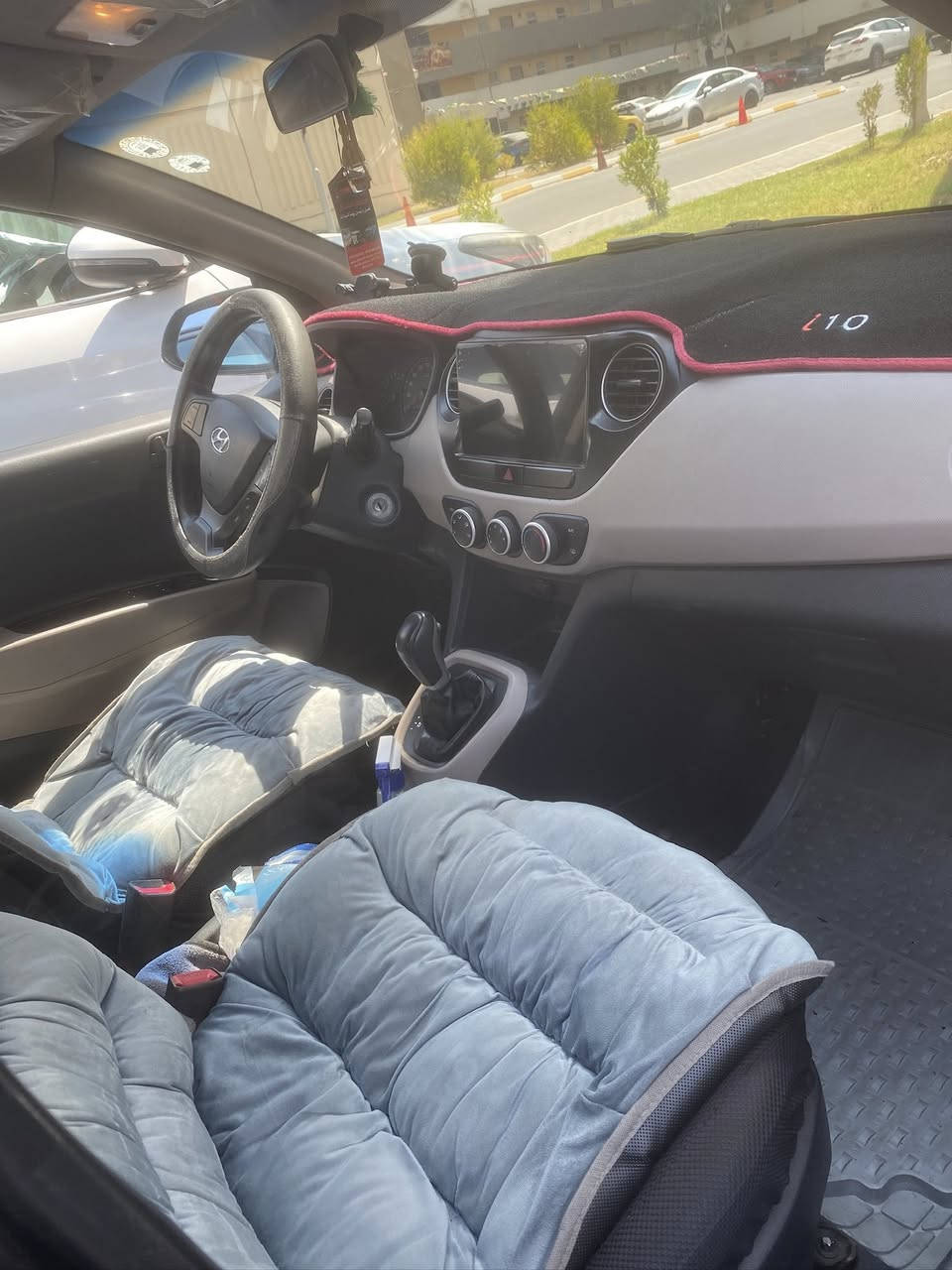 سلام عليكم سياره البيع خليجي موديل ٢٠١٦ سعره ٨٣ وبيه مجال مراسله عل خاص اواتصال ***********
