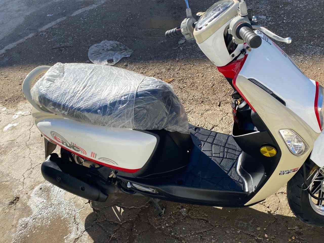 سلام عليكم ماطور بوليسي 25 نضيف حيل محرك مامفتوح للبيع
سعره 700 الف وبي مجال حك الجيه مكاني كركوك استفسار عل خاص او رقم***********
