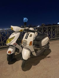 ماكس بوليس • كابريتر • اوراق