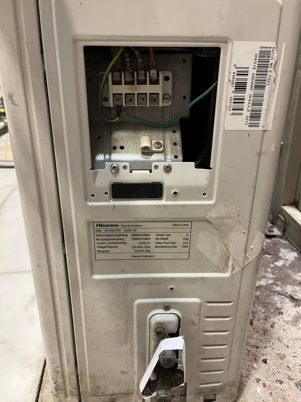 سبلت هايسنز
حجم طن ونص انفيرتر 
كامل ملحقاته وغازه مقفول 
بوري حماله داخليه كيبلات ريمونت 
غازه مقفول وجهاز للشد 
بغداد حي الجهاد 
***********
السعر 400 الف
