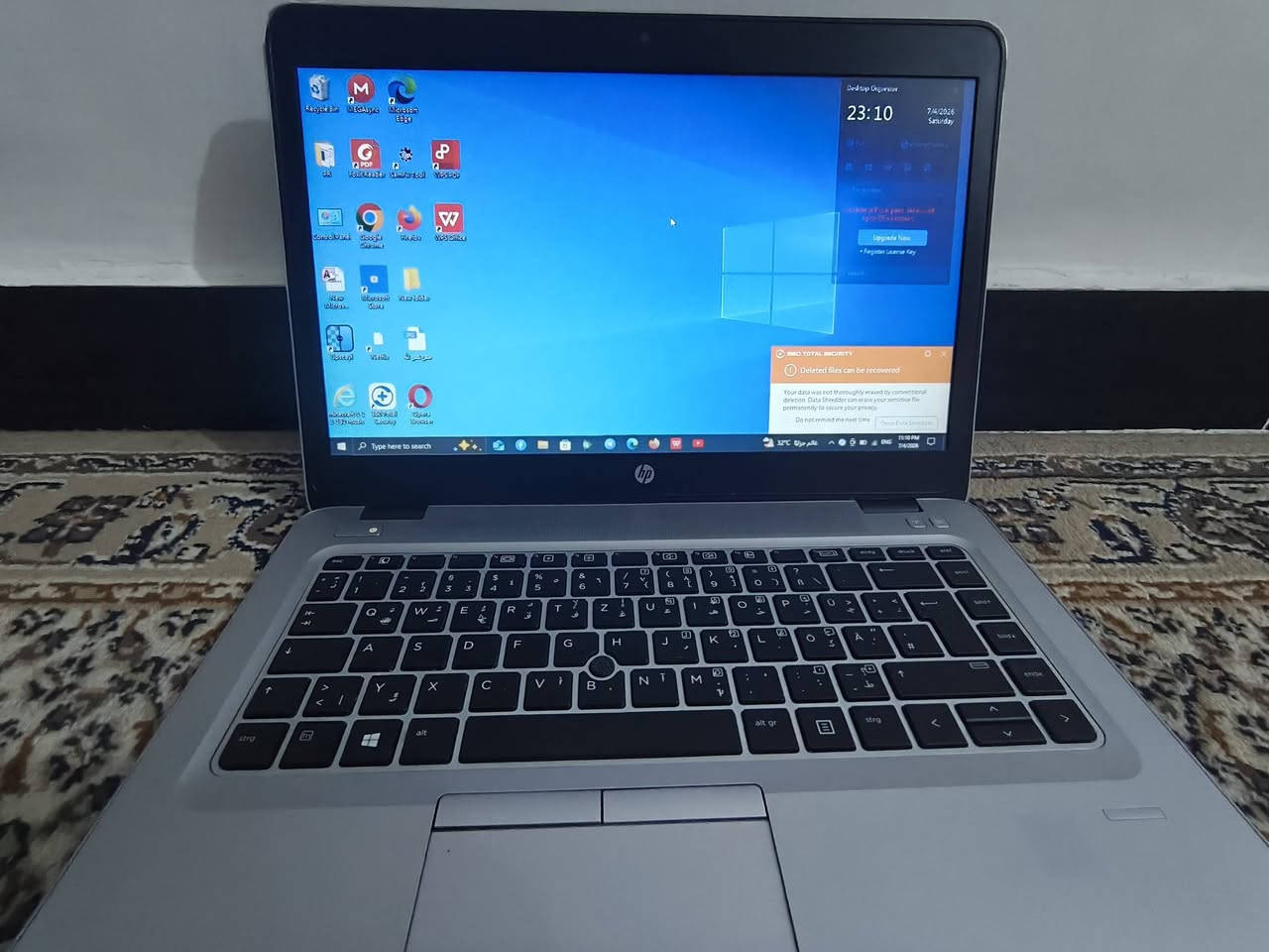 لابتوب HP EliteBook 840 G3
الموديل: Intel Core i5-6300U
السرعة: التردد الأساسي 2.40GHz ويصل إلى 2.50GHz.
السعة: 8.00 جيجابايت
الذاكرة 256 
كرت الشاشة (Graphics Card)
​الهارد SSD أفضل شي 
​النظام: نواة 64-bit (64-bit operating


**إذا كنت صاحب هذا الإعلان وتريد حذفه لأي سبب، رجاءا أرسل رسالة إلى الدعم الفني**