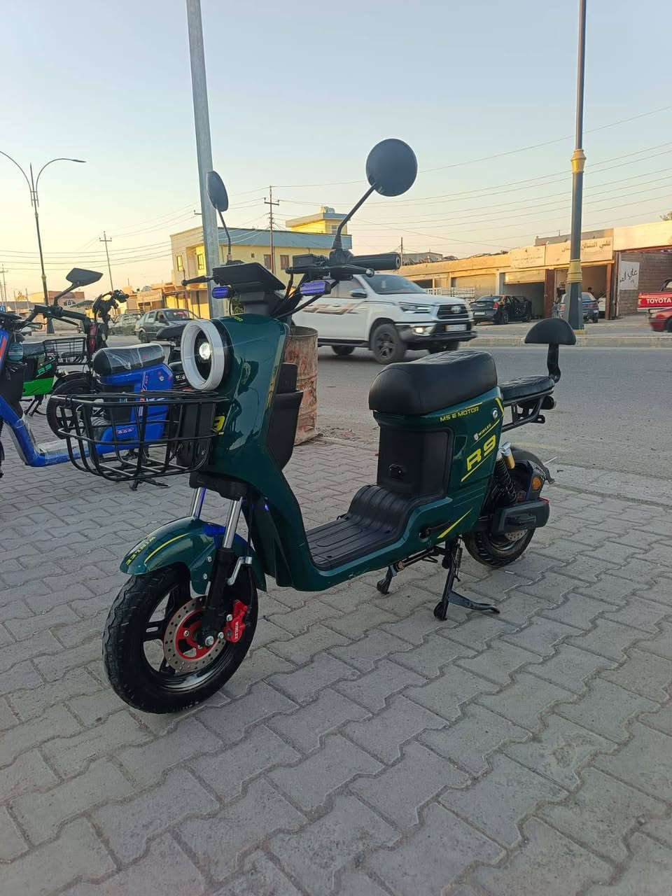 السلام عليكم
بسم الله ماشاء الله
جديد تجي وشوف 👉👉👉👉
مستخدم شي قليل 
بايسكل شحن للبيع
R9
موديل 2025
السرعة 99
4تبديلات نشاط فول
لايت عالي ناصي
تشغيل بصمه
نظام رجوع R
نظام P
 بلوتوث
بطاريات 5 دبل كبار شرط ع فحص جديد 👉
السعر 390 وبي مجال
مكاني الشرقاط قرب كراج الشرقاط بضبط
رقم الهاتف***********
المعاينة والستلام من موقعي فقط
ومن الله التوفيق
