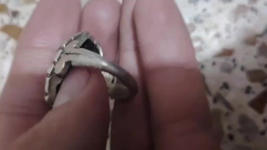 السلام عليكم محبس وحلقة مكسرة للبيع قيم انت بل يرضي بي الله واخذهم مع هدية بس قيم بل يرضى الله لين لا عباس ابو فاضل وحق القرآن محتاج واريد اجيب علاج لمي ورايد ابيعهن عليكم العباس لحد يقصر


**إذا كنت صاحب هذا الإعلان وتريد حذفه لأي سبب، رجاءا أرسل رسالة إلى الدعم الفني**