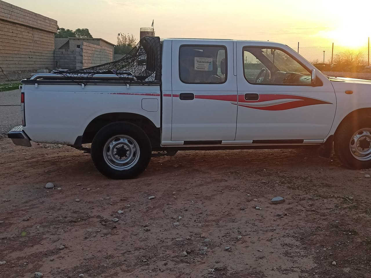 نیسان پیکاب بۆفرۆشتن2011تایلەندی ڕەقەم کەرکوک دەفتر بەنزینی هەیە سەنەوی تازەیە سیارەکە بەناو خۆمانەوەیە چوار تایەی تازەیە لەزگەی شەریکەی پێوە ماوە  دوو دەسی کردووە لەشەریکەوە گێرو مەکینەو اکسل بەناو کردنی هەمووی بەشەرت سبووغی نیە بەس ساردی هەیە قفل مەرکەزی جام کارەبایی.
***********
