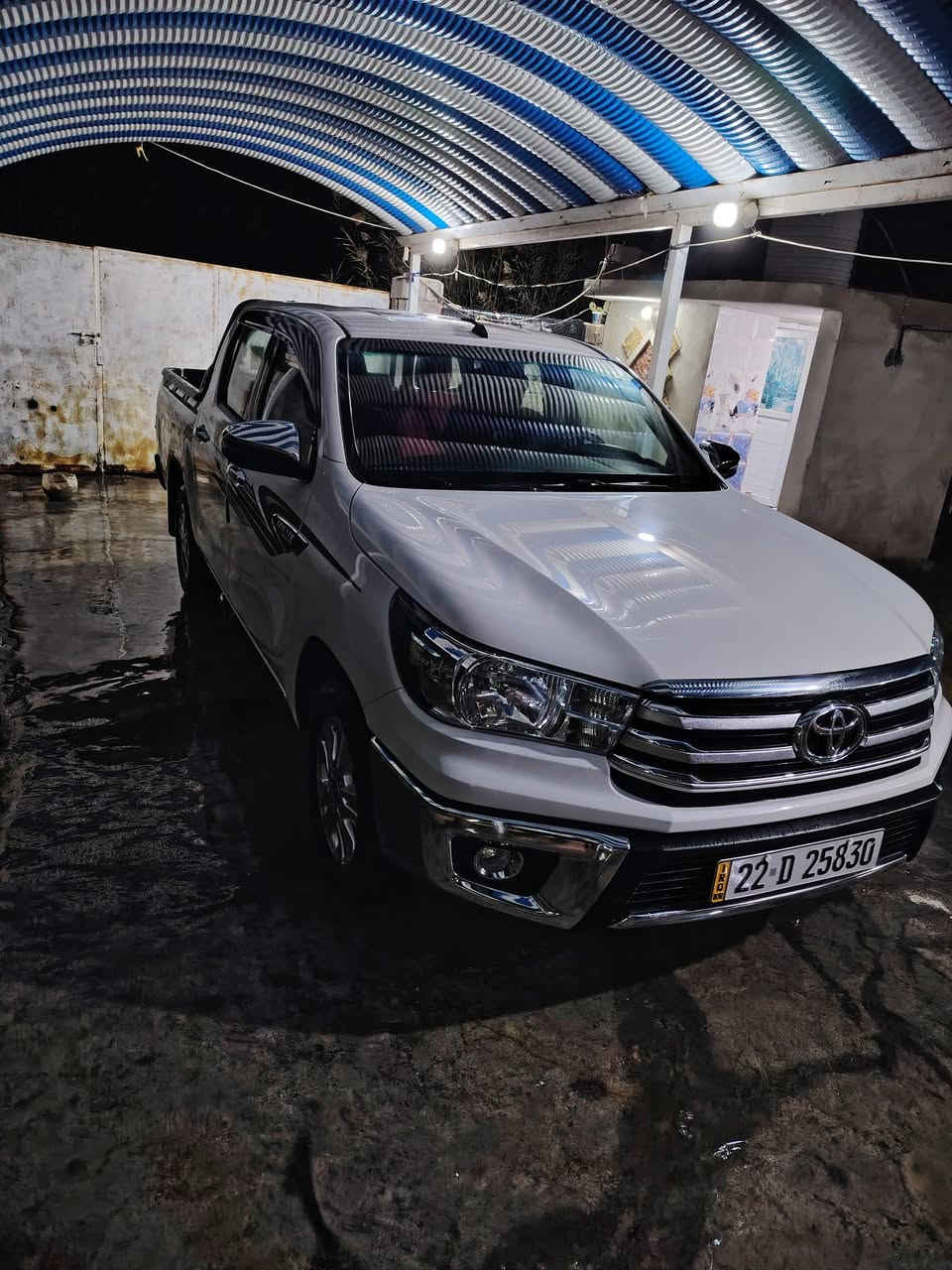 سلام عليكم
تيوته هايلوكس ناصي للبيع

موديل 2022 الشركه ساز

مكفولة كفاله عامه

فول مواصفات.

ماشيه 68 الف 
سياره جديد بمعنه الكلمه

رقم اربيل انكليزي تريد تحويل تريد وكاله

سياره مكفولة من كلشي

سياره ربع ما تصرف عليه

هاذ ***********

مكاني بغداد قضاء المدائن سلمان باك
