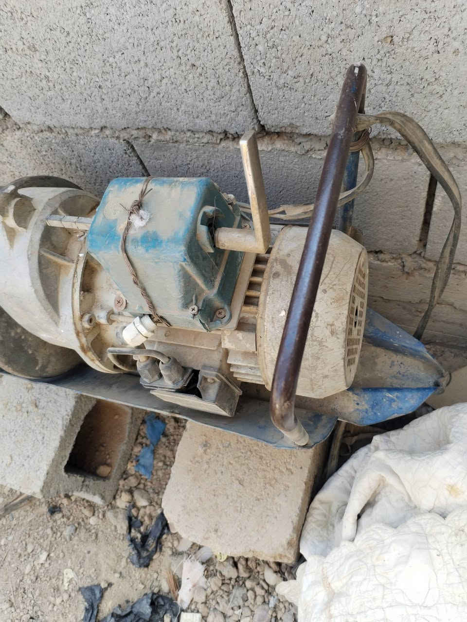 ونج كهربائي للبيع شغال المكان ديالى الخالص قرية زنبور لاتصال على الرقم *********** واتساب
