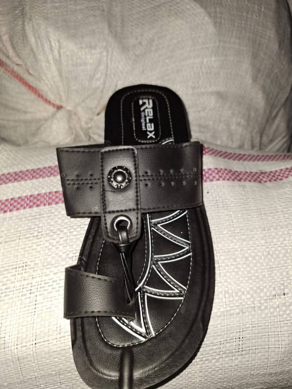 شروة أحذية شحاطة رجالي ونسواني وولادي العدد 15الف جوزة اقل طلب 1000جوز سعر 80سنت


**إذا كنت صاحب هذا الإعلان وتريد حذفه لأي سبب، رجاءا أرسل رسالة إلى الدعم الفني**