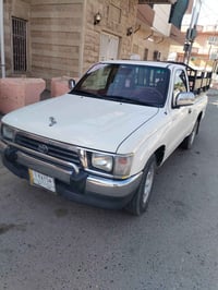 هايلوكس • ٢٠٠١ • كفالة