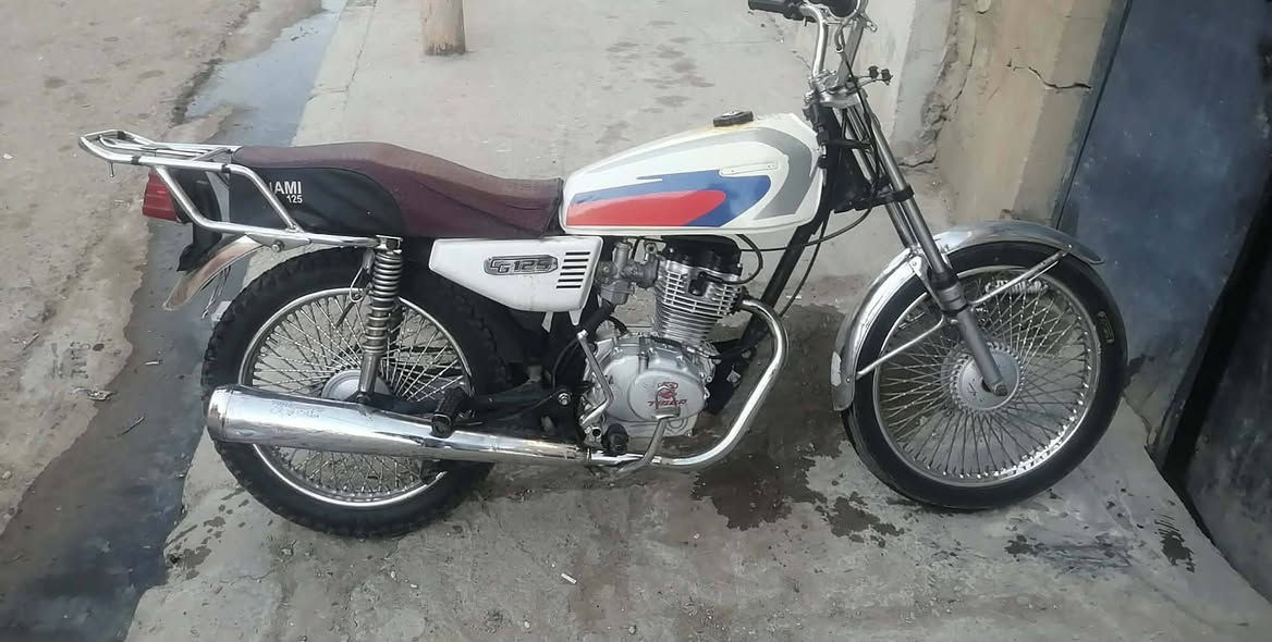 دراجه للبيع اوراقها كامله سعر خاص ***********
