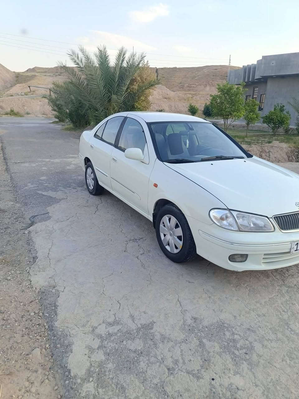 السلام عليكم سياره سني ياباني اصلي موديل 2002 رقم بغداد دولي كير محرك قبق اسود المرقوب صدر جديد طخم تاير السياره مصبوغه حزام جماله مكلف بل نشر التصال هاذا الرقم***********
