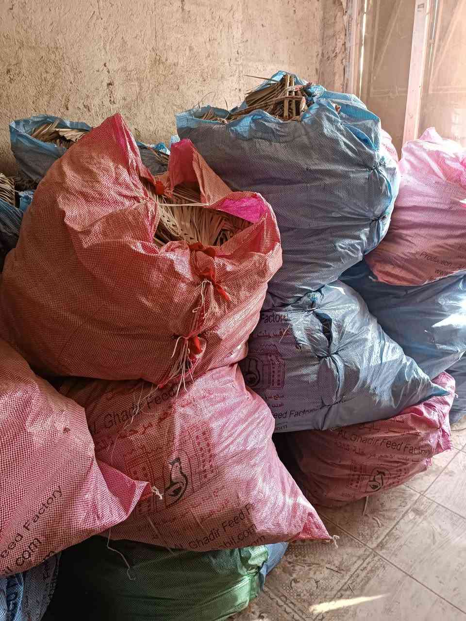 يوجد مكانيس سعف جمله للبيع والتوصيل مجاني ***********
