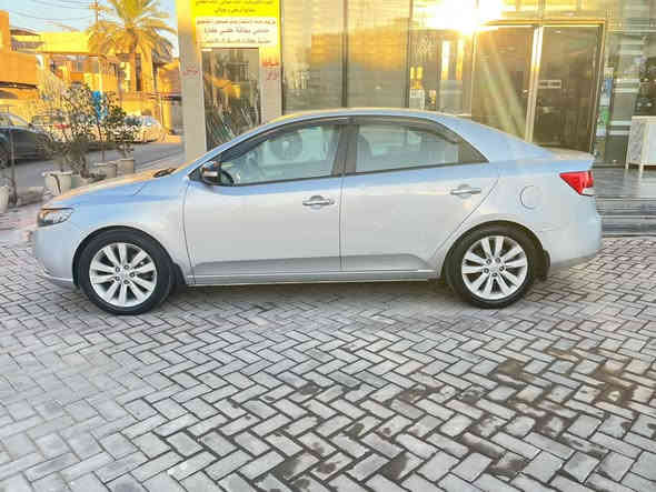 سلام عليكم
كياسيراتو خليجي 2011  1/1 رقم سليمانية بأسمي تحويل مباشر هزة جديدة سنوية 
مبدل باب الصدر +باب خلف السائق نفس لون  بدون دواخل بدون أيرباك 

بصمة تشغيل /بصمة ابواب /محرك 1600 DOHC/سيدي جنجل 6 اقراص /لايت كهرباء/كشنات جلد بلادي /فتحت سقف /كامرة خلفية/حساسات خلفية بلادي /4 دسك ABS/بلوجكتر زنون /تحكم ستيرن 
السعر104$بيها مجال حك الجية
بغداد/ الدورة
 ***********
