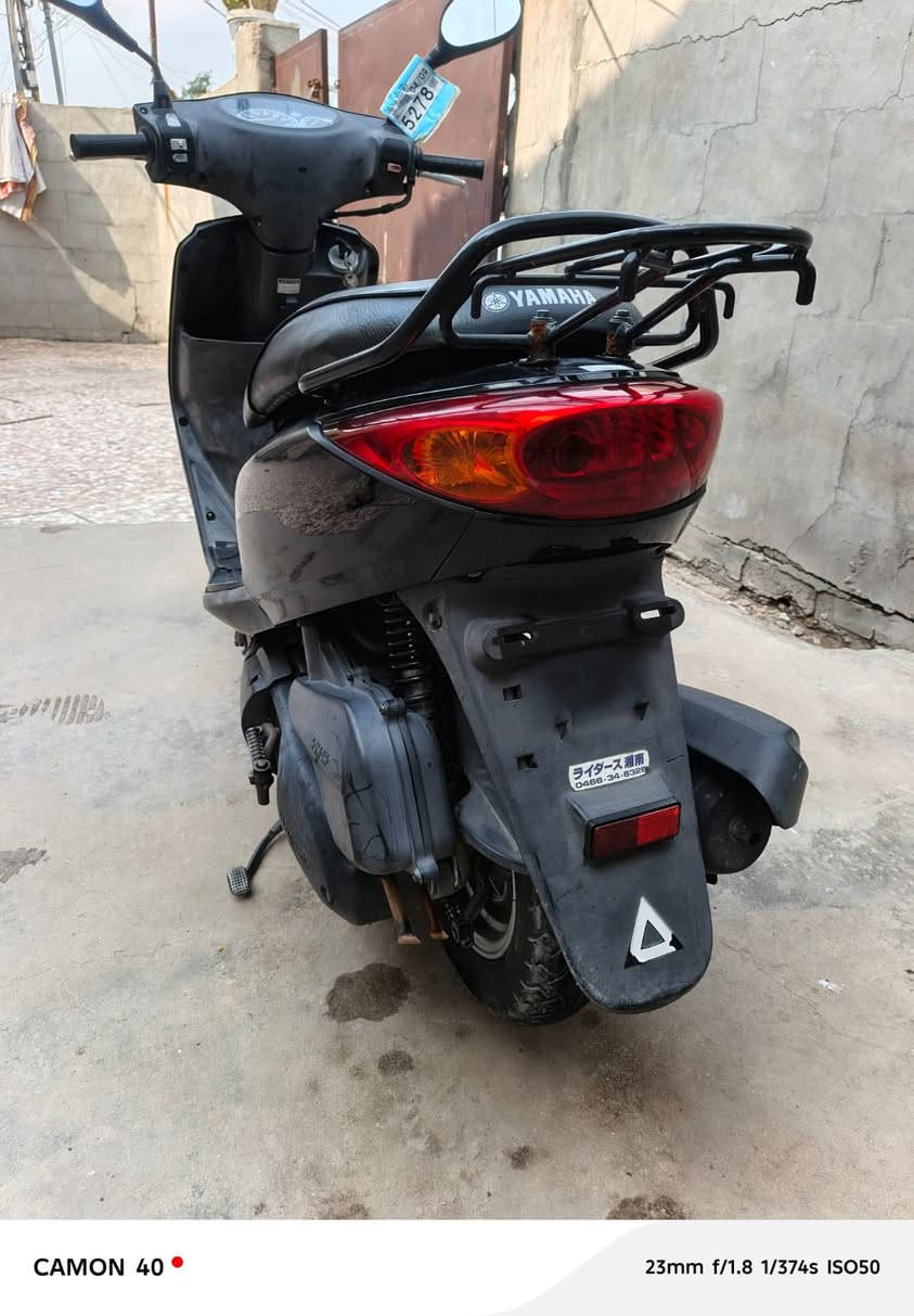 السلام عليكم
✅مكلف  بالنشر     ✅مكلف بالنشر ✅لتواصل مع صاحب الدراجة✅  ✅***********

اكزز  يوماها كفاله عامة ماصارله هواي نازله من الحاوية  ماشيه 13 الف 

المكان بغداد الزعفرانية  شارع المعهد

للاستفسار***********
