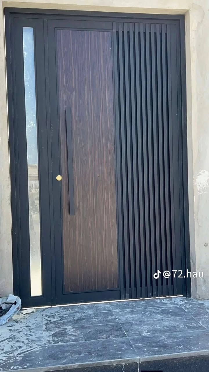 سلام عليكم يعلن معمل حدادة سروك بتخفيض أسعار فقط200الف💵 باب قاصه موديل مودرن نضام تركي 💯 جوده عاليه 💯
***********
