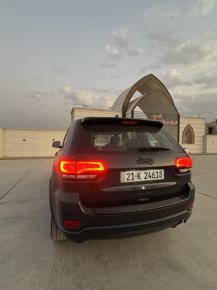 جيب لون الجديد موديل 2018 سيارة امريكي رقم سليمانية الجديد
سيارة بلاك توب
جنطة كهرباء 
ويل 20 
سيارة
فول ماعدى الفتحة 
سيارة حادثها جاملغ ايمن وبنيد ونص جاملغ الثاني
مابيها لغد
مكانها بغداد حي الجهاد
السعر 215 

‭0773 229 1794‬
