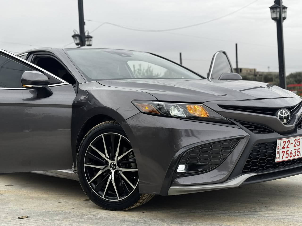 تويوتا كامري 2023 SE ￼رقم كاتي تترقم شمالي 

 الضرر فقط: صبغ امريكي بابين 
             ماشية 34000 mi
 ايرباك سليم ✅
 حجر البيئة ورا￼ديترات ومروحة بلادي وبشرط الفحص 
       
            شاشة + كامرا

             رادار امامي مانع التصادم 
             اوتو بريك امامي 
 نظام المحافظة على المسار

            
      شفتات استيرن تبترونيك كير بالستيرن 

            محرك 2500
  
             ويل كب كروم تخم تاير جديد 
 
 
 لايتات زينون

 نظام القيادة: نورمال – إيكو – سبورت
             السيارة في اربيل عنكاوا  او موصل بعشيقة

السعر 208 

*********** WhatsApp

      WhatsApp ‏ ***********
‏ 
￼ WhatsApp ***********
