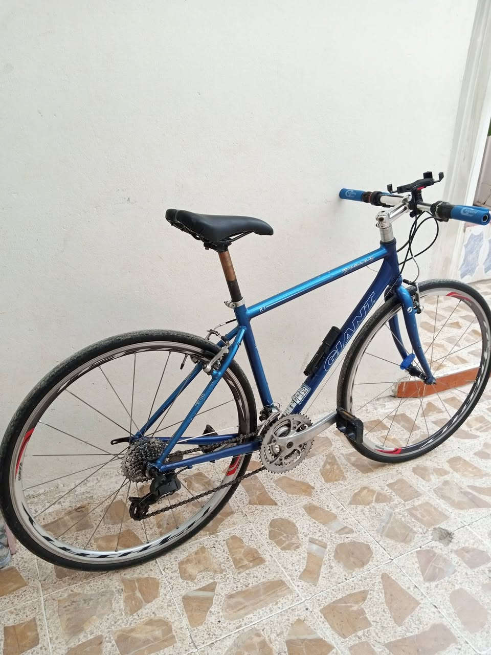 السلام عليكم ورحمه الله وبركاته
باسكل جينت سكيب 

سستم سرام 

بريكات تايكتروا 

تروس ٣*٨

ويل مختم شيمانوا 

تايرات كيند

سعر خاص .مكاني موصل 
فقط الفقاس الامامي تجاري بس النقال شيمانوا .
سعره مناسب


**إذا كنت صاحب هذا الإعلان وتريد حذفه لأي سبب، رجاءا أرسل رسالة إلى الدعم الفني**