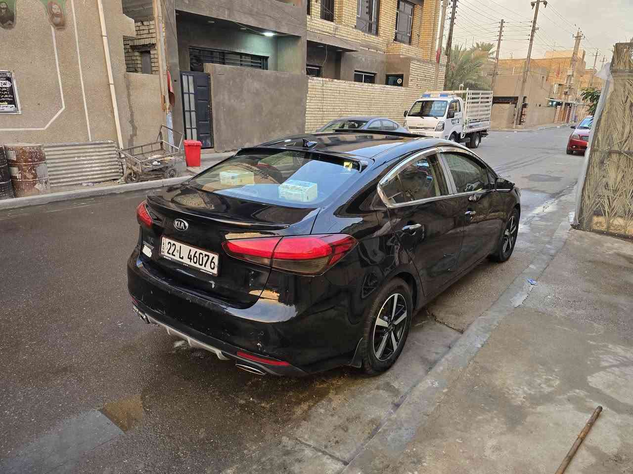 واصفات خاصه
خليجي فووووووول VIP
سيارة جديدة ٢٠١٧
ماشية ١٦٢ الف كم 
مكينة 2000
شفتات بالستيرن كير رياضي
مواصفاته
بصمه تشغيل 
فتحه 
تبريد بيانو شاشه منفصل
السعر ١٣٢ وبيها مجال
حساس خلفي امامي اصلي 
لد امامي 
بك لايت لد 
كشنات كهربائي 
سستم صوت سماعات 
كشنات امامي تدفئه تبريد والخلفي تدفئه
مصابيح زنون اصلي 
نظام abs او نظام تزحلق
١٠ ايرباك بيه
مري شفط وترحيب واضائه
كروس سرعة مع تحكم ستيرن فول
اوتو لايت مع اوتو ماسحات
نقطه عمياء 
تبريد منفصل السائق عن الصدر مع تبريد خلفي
كشن ميموري مع خزن حركات الكشن
شاشة اعطال مع تحكم 
ثلاجه بلچكمچه
الصندوق ذكي
تدفئة بالستيرن
رادار جانبي+ رادار خلفي
كامره خلفيه
السياره  بيها صبغ صفحه وبنيد حادث صطحي مكاني بغداد الكرخ حي العامل 
***********
