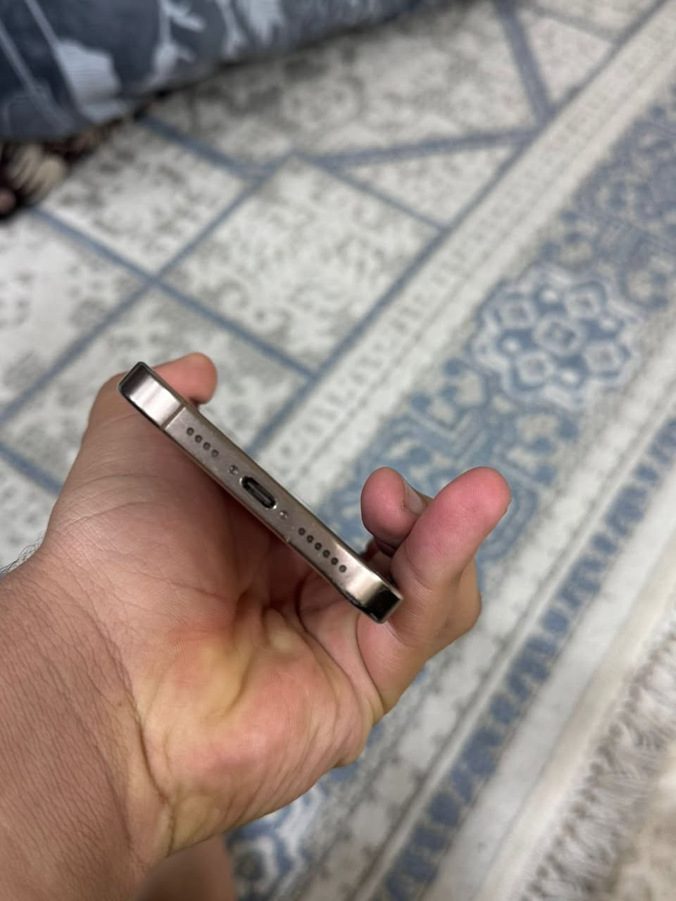 16 pro max 
256
بطاريه 92
ماستر ممفتوح الجهاز كامل ملحقاته فقط الفطر الي بل ضهر 
***********
مكاني الشعب
