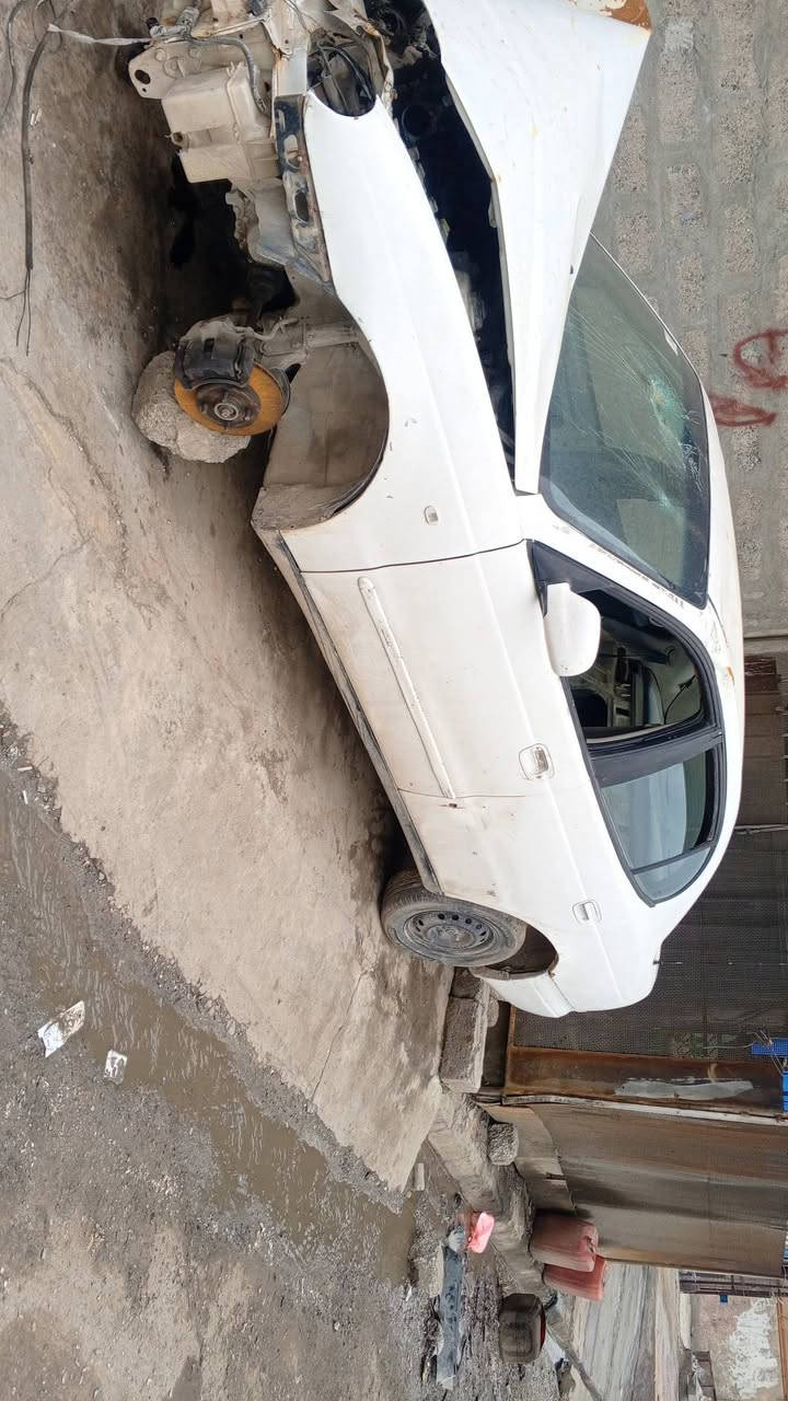 سلام عليكم
بك لاايت دايو لكنزا 
للبيع السعر 80الف وبيهن مجال 
العنوان موصل الجانب الأيمن صناعة غانم السيد 
هاتف ***********
واتساب بي
