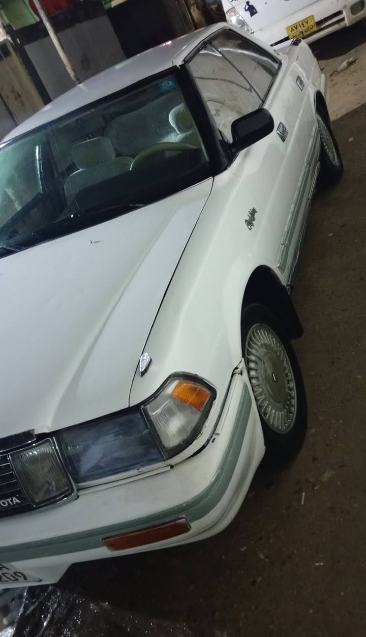 سلام عليكم هارتوب اللبيع مديل 91كفاله من الكص والنقل والعيب الشرعي  السياره جاهزه رقم انكليزي نجف محرك وكير بطه ثنين ونص حداديه حلو تبريد عاطل غرفته حلو السياره   راعي يريد مداور كبل عقد مروري مكاني كوفه والمالك هم كوفه يداوم بل مرور سنويه 2030 اذا رقمي *********** وإذا اكو مراوس هم اراوس بس ياباني
