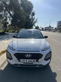 كونا 2019 كندي حادثها قطعه باب سائق مبدل اصلي فقط ماشية 71 كلش نظيفة ت...