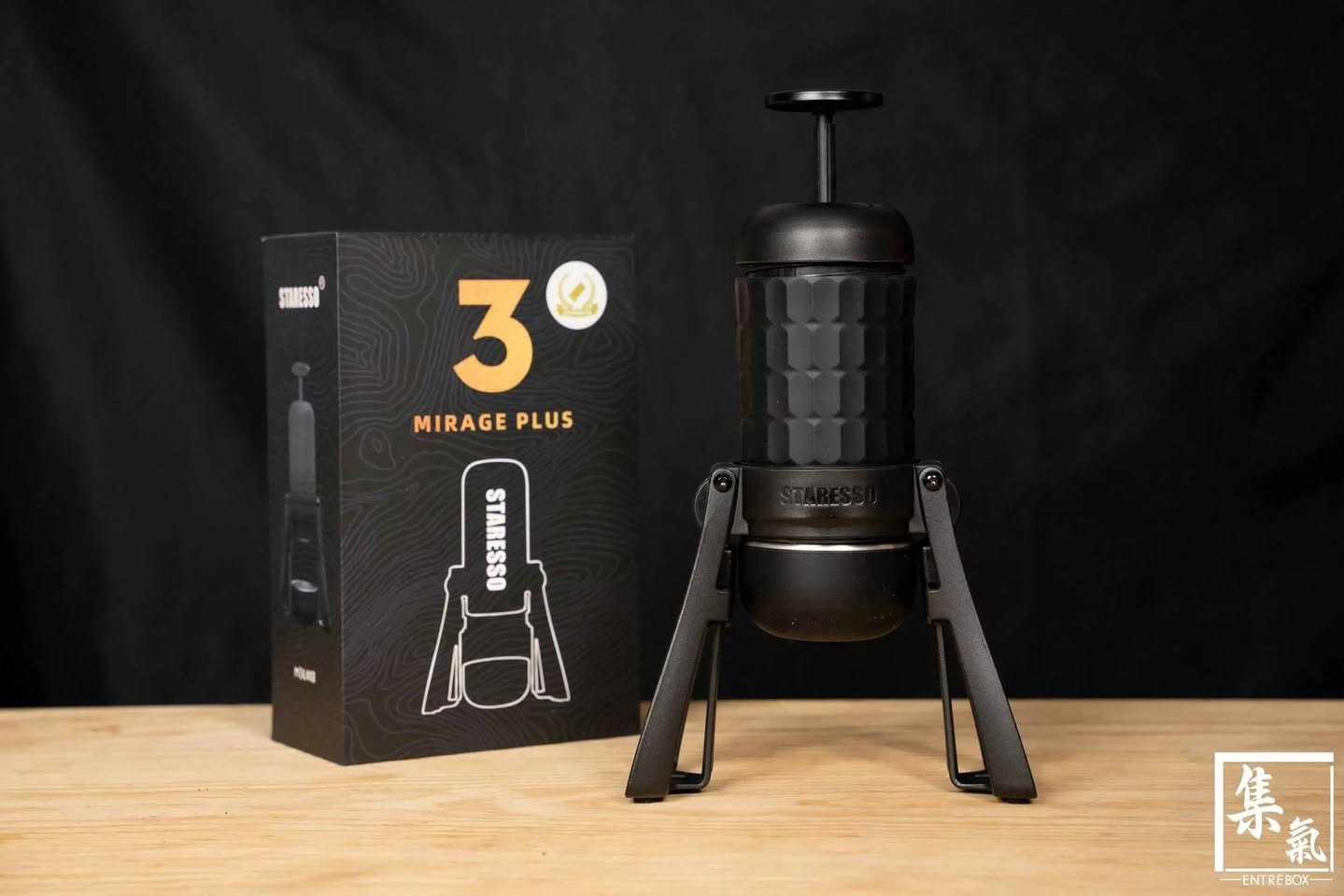 سلام عليكم للبيع جهاز قهوه يدوي اخر اصدار
STARESSO NEW SP300
(3)
جهاز ويا ستاند ويا باسكت اضافي بس شي خرافي 
رجاء اذا مو شراي او ماعرف سعره اعبر منشور


**إذا كنت صاحب هذا الإعلان وتريد حذفه لأي سبب، رجاءا أرسل رسالة إلى الدعم الفني**