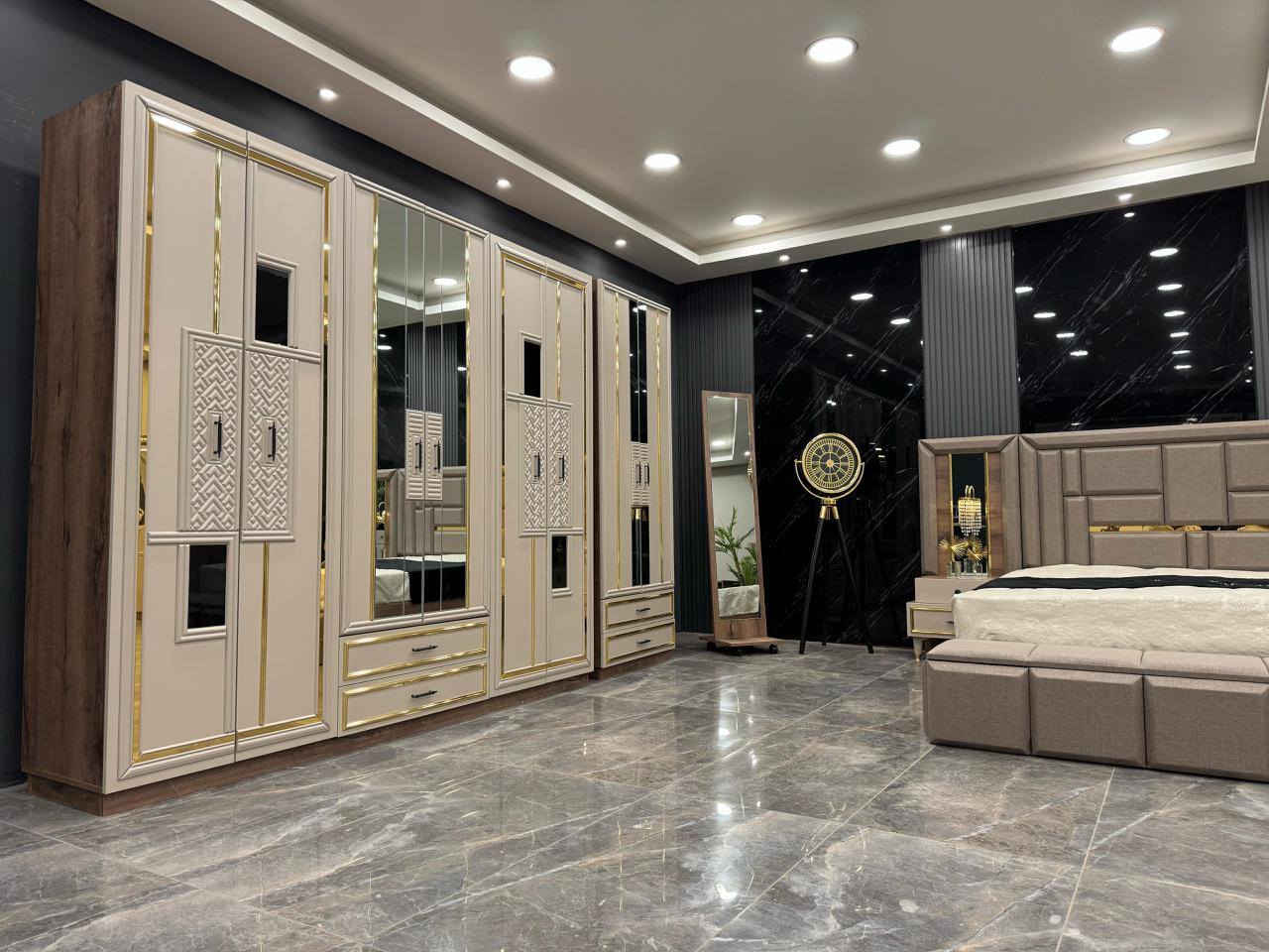 تقدم لكم مجموعة الزيادي أحدث موديلات غرف النوم بتصاميم عصرية تجمع بين الفخامة، الجودة، والعملية. تفاصيل أنيقة، ألوان راقية، وتشطيبات مميزة تمنح منزلك لمسة من الجمال والرقي 💫

* موديل مودانيا المودرن *

*10 قطع*            
  
*كنتور ملحق 335*

*ضهر بلوك*

*برغي وچوي حديد*
  
* سرير  مخزن *

*شغل درجه اولى*

⚠️ ملاحظة: البيع بالنقد فقط 🚫

📲 راسلنا الأن وأحصل على كافة التفاصيل - او شرفنا بالزيارة 📍 العنوان نجف جامعه وفاء
الاستفسار مراسله الصفحه او تصال📞
***********
