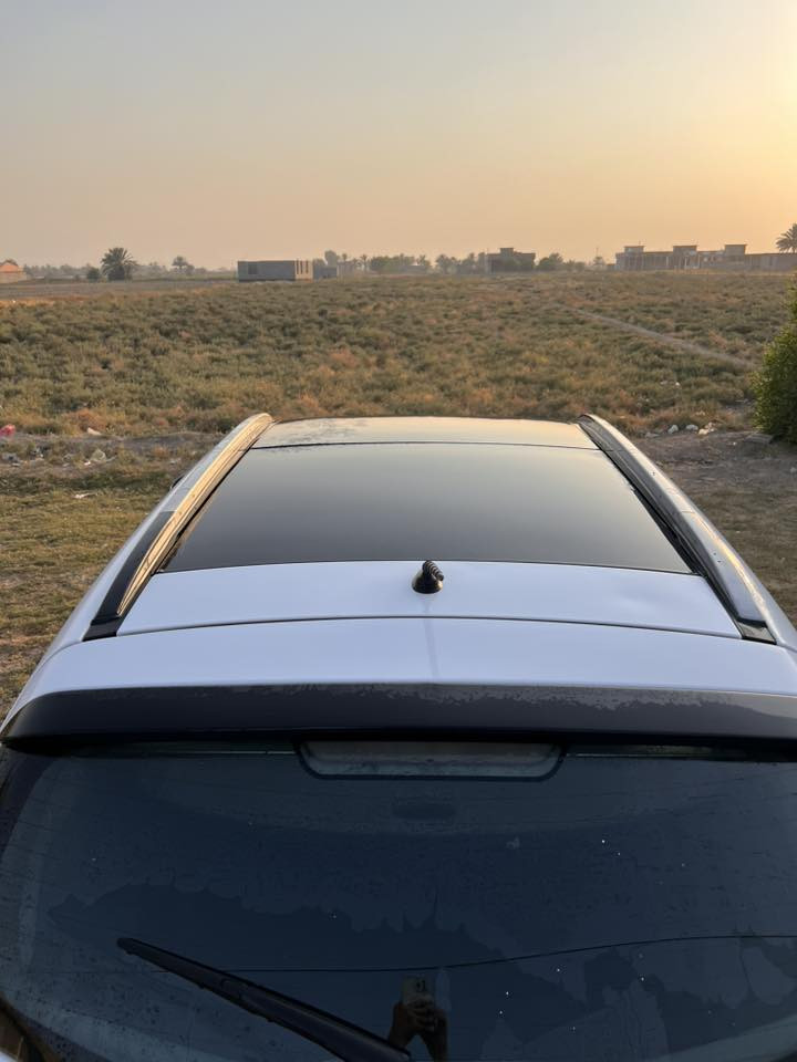 سبورتج 2013 خليجي فول عده البصمة
ماشية 156 الف 
المواصفات
1- بانوراما 
2- شاشة
3-حساسات خلفية
4- سستم اناره داخلي ع تلفون
5- جام يصعد ويه القفل 
6- هوك خلفي بلادي
7- ايكو 
8- لد نهاري 
9- اشاير بالمري
10- شاشة تبريد
11- رقم بغداد شبه مميز
12- تجوه وحاملة أكواب خلفية 
تدفئه تبريد ثلج
وباقي المواصفات معروفة
***********
سعر 120
