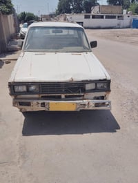 بيكم داتسن • ١٩٨٠ • رقم بابل