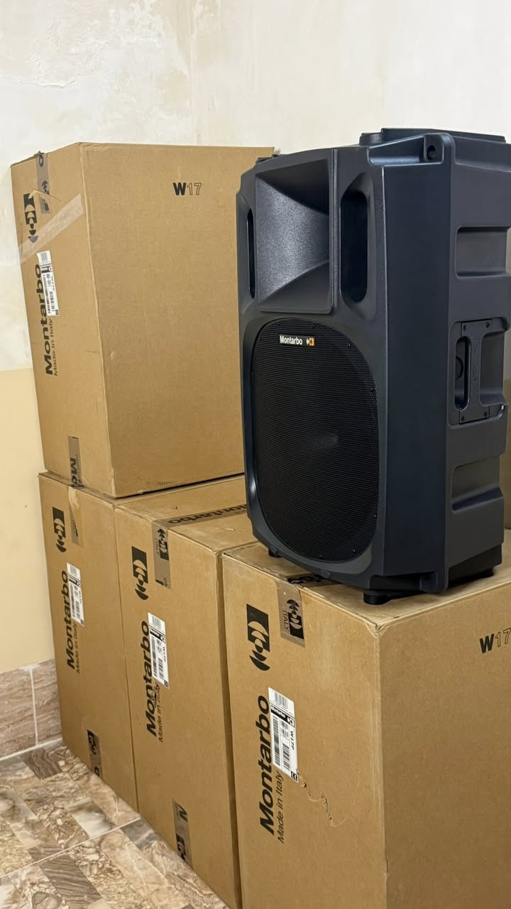 ‏سلام عليكم سماعات ￼ Montarbo w17b.  للبيع

‏موجودة في أربيل

سعر اربع سماعات كبس كارتون 3000$

‏ وصف في داخل مقطع فيديو في المنشور

‏هي أكثر سماعات ثبتت جدارتها في الساحات 

￼ الختام في أمان الله


**إذا كنت صاحب هذا الإعلان وتريد حذفه لأي سبب، رجاءا أرسل رسالة إلى الدعم الفني**