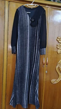 ثوب عادي • توصيل متوفر