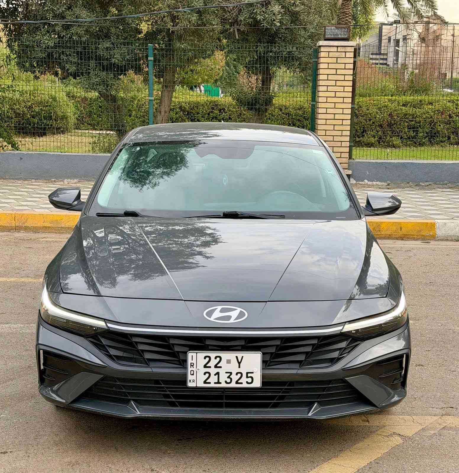 للبيع فقط بدون مراوس
النترا 2024 لون سمنتي 
وارد امريكي 
فول مواصفات. عدا الفتحه

ماشيه (15)الف جديده بدون اي نقص 

حادثهة جاملغ خلفي صبغ بجم كبس وخلف كبس
ايرباك برده فقط
مكينة 2000 دوش
بصمة تشغيل وابواب
شاشه كبيره متصل ديجتل 
لد بلدشبول متغير
لايت زنن بلادي 3 عدسات
كار بلي 
رادار امامي
ورادار خلفي
ورادار جانبي
تحديد مسار
قياده ذاتيه
تنبيه خروج عند المسار
ويل كب لد نهاري. فول تحكم ستيرن
كير اوتو +عادي‼️. تنبيه. اهتزاز. بلستيرن 
السياره بعده بوضع الشركه ومابيه ولا نقص
رقم اربيل الجديد تحويل وكاله مضمون 
للاستفسار
السعر (169) وبيهة مجال بسيط
العنوان بغداد العطيفيه
***********
