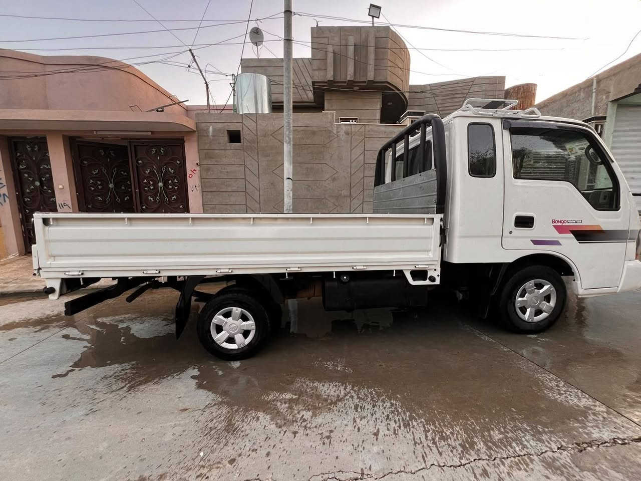 السلام عليكم كياموديل2001 بزون گير اكسن شاصي شرط مامكصوص قماره مابيها صبغ البودي مرشوش جمالي  بدون اي ضرار شرط بدون معجون طخم تاير جديد باتري جدي ستيرن جديد سنويه جديده حصه كاز شرط الوكالة السعر 87 وتحويل رقم الهاتف بي واتساب الاسيا ***********/***********العنوان الموصل العبور
