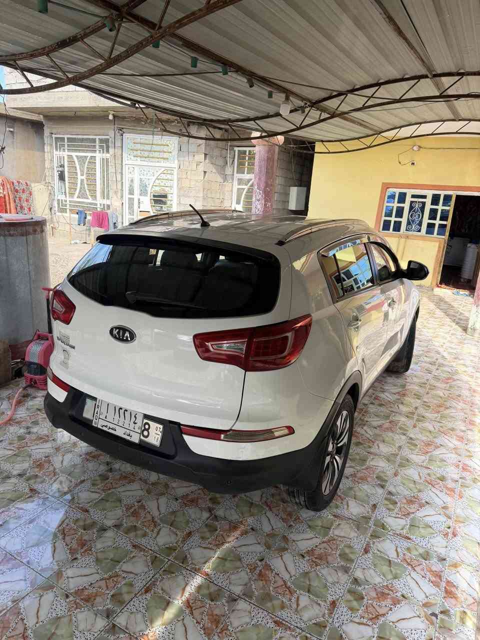 السلام عليكم
للبيع موديل ٢٠١١
سياره جديده 
سونار مرفق بلصور 
السعر ١٤٥بيهة مجال 
***********
 مكان السياره ديالى بعقوبه
