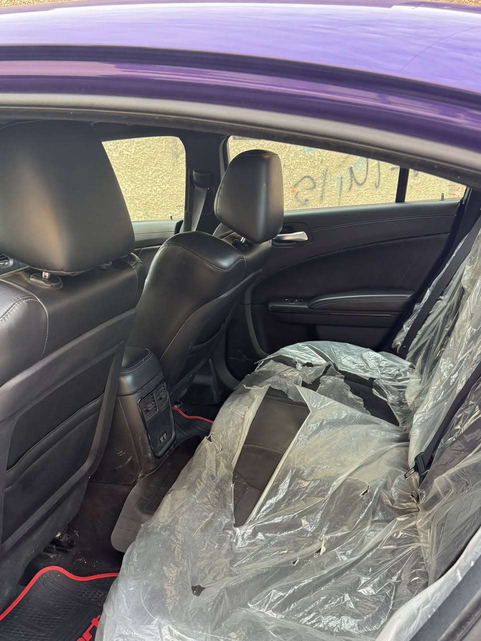 السلام عليكم جارجر2023اخر إصدار ام رادار سياره فول فول للأخير مغلفهppf  ماشيه22mi سياره جديده مال جناي سعر34وبيه مجال ماكو هيج سعر 
***********
***********
