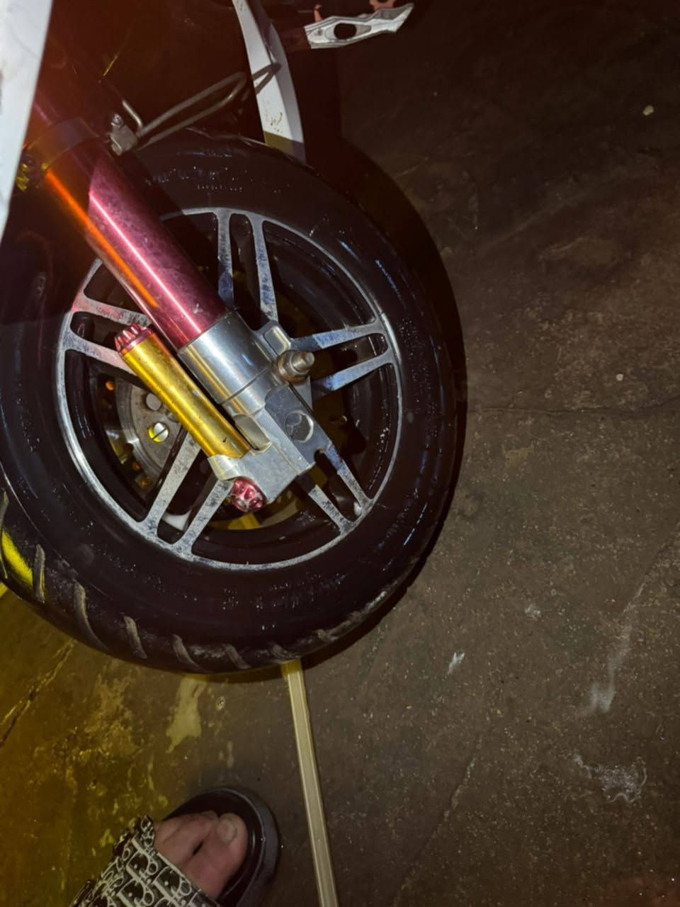 اسلام عليكم جيتي ار تزويد داخل وخارج  دراجه فلعه وبطناش تشك
الكاع وكله ختم واحد ماكو شي بيه مو شخلال
كله من التاير لتاير شغاله السعر 950
مكاني بغداد الغزاليه الاسفسار ***********
