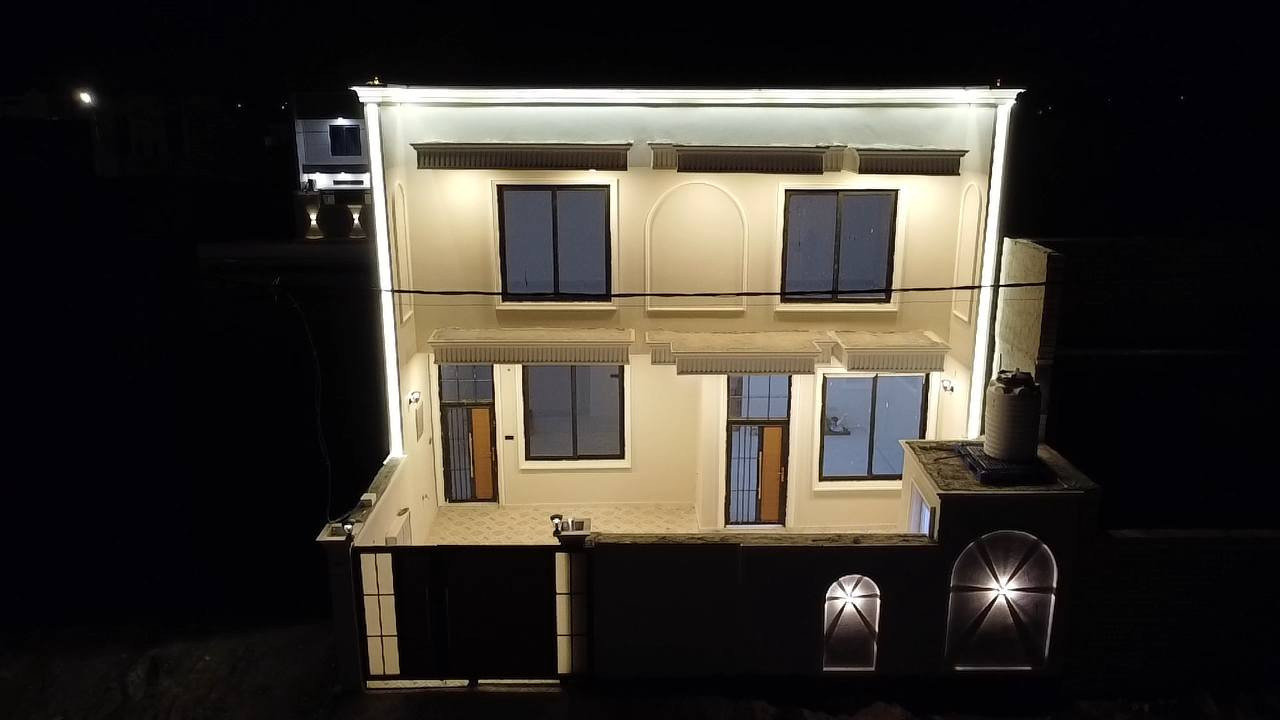 بيت للبيع المساحه 200 العنوان ورديه قرب سيد موسى عليه السلام متوفره كل الخدمات البيت اي نقص مابي جاهز للسكن استفسار أكثر ***********
