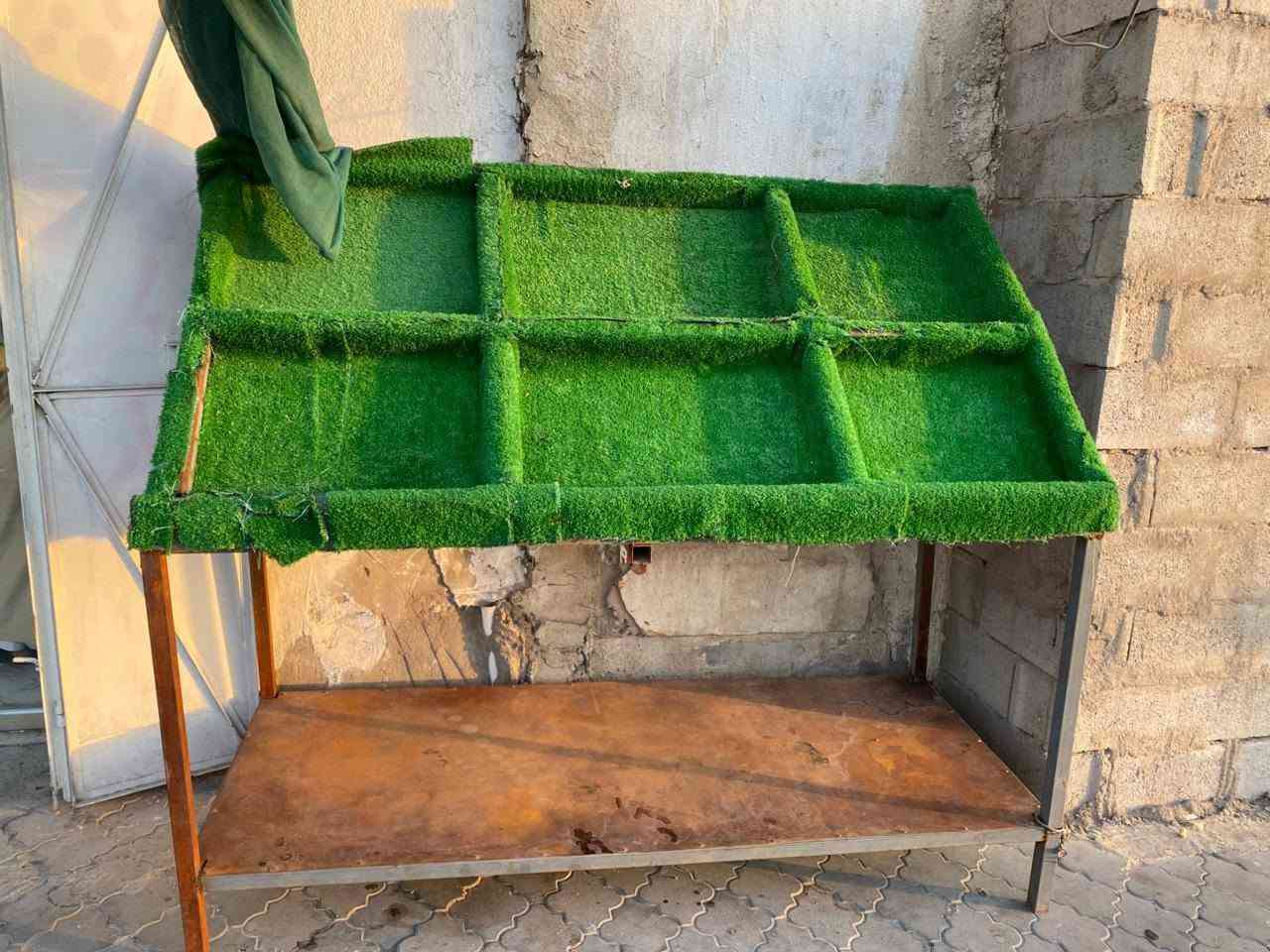 غراض محل فواكه ؤخضر للبيع  في الزبير
ميز خضرؤات 3 متر عدد1
ميز ٢ متر عدد 2
باب جام محل 3 م عرض ارتفاع 2متر وربع
سبلت 2 طن ميديا مشتقل ٧ ايام
سقيفه 250 م في 3 
ميز مع كرسي + ميزان تلك 
السعر مليونين وربع للاستفسار على الرقم ***********
