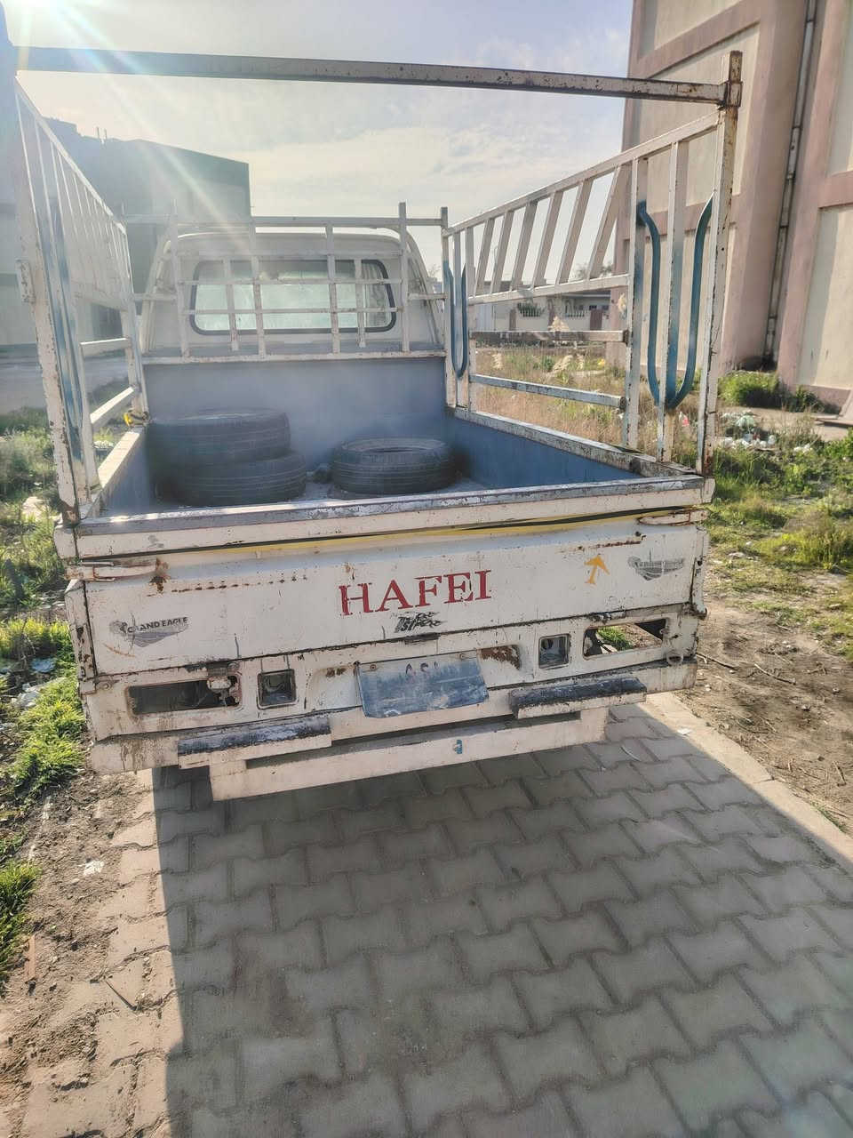 السلام عليكم هيفه للبيع موديل2007تسلسل مروري التصال عله 
***********
