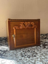 خزائن • للبيع