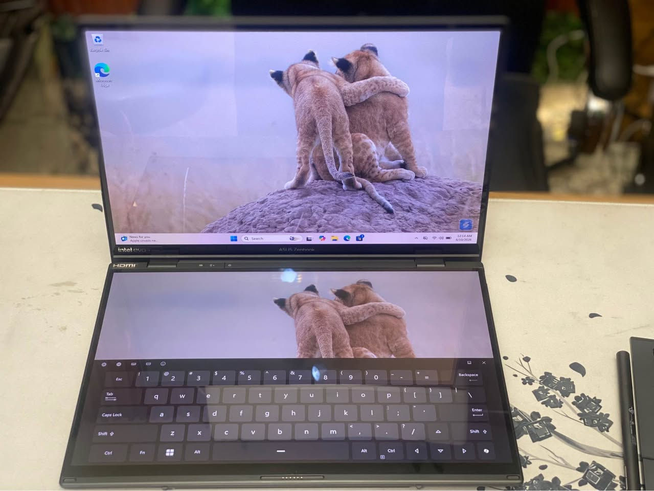 ASUS ZENBOOK DUO 14
INTLE ULTRA 7 155H 16C - 22T
INTEL ARC - 8G-
RAM DDR5 16G 7500HZ
SSD 1TB M.2
14", 1920x1200 60Hz, OLED, SRGB100%
( لمس مع قلم )
لابتوب مشحون 17 مرة

وعندك ضمان شهر صيانة بغداد, العراق


**إذا كنت صاحب هذا الإعلان وتريد حذفه لأي سبب، رجاءا أرسل رسالة إلى الدعم الفني**