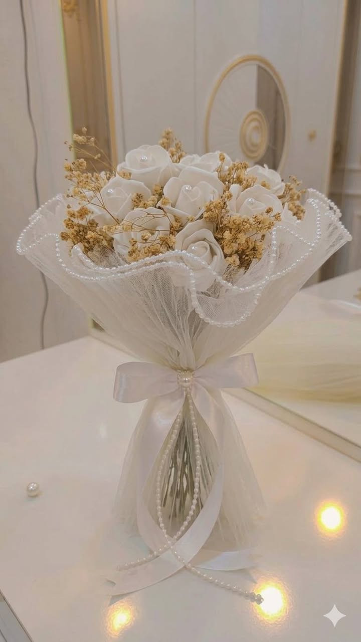 مجموعة بوكيهات ورد اشتغل حسب الطلب اي شي يعجبكم انفذه 
*********** للتواصل خاص او واتساب
