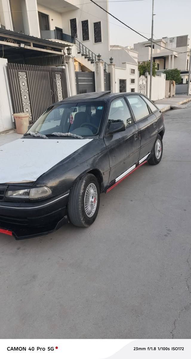 سياره أسترا للبيع أو مراوس موديل 92 مكينه 16 بيها خيط بخار بدون تنقيص أو صرف شرط تخم تاير جديد صدر امامي خلفي جديد كهربائيات كله شغال تبريد تدفئه كير ومحرك شرط شلعه ومعدل يحتاجلها صبغ جماليه لان بي جلوح مال بلاد بيها دفتر بانزين وشرط تحويل السنويه ثاني يوم مكان كركوك السعر 34 وبي مجال للشراي فقط ويرهم مراوس حسب القناعه تواصل ***********
